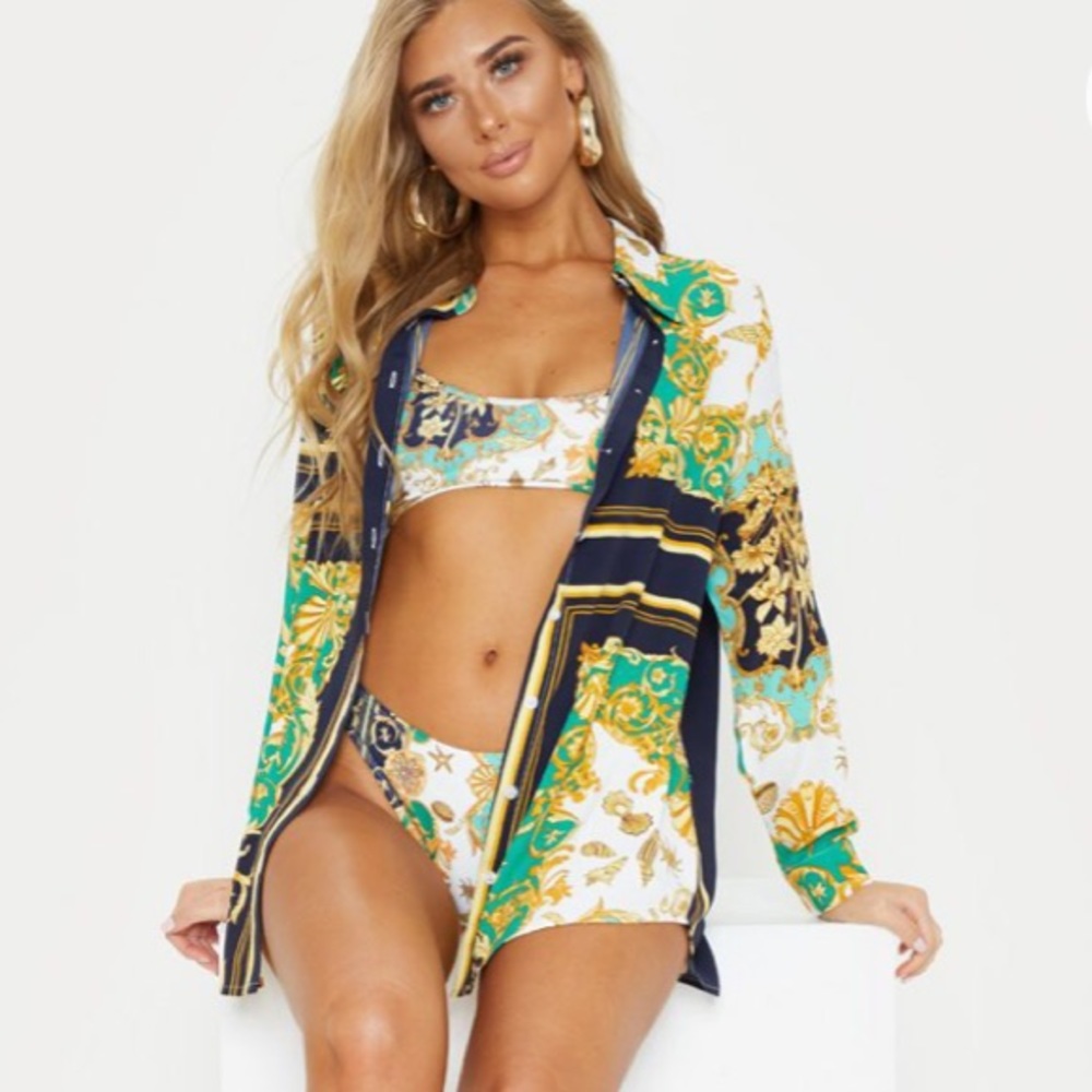 Chain/ Scarf print shirt
